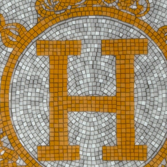 Hermès Mosaique au 24 Gold Square Plate 23cm | 9inch | Mint | Boxed | Gift-Ready - Picture 9 of 11